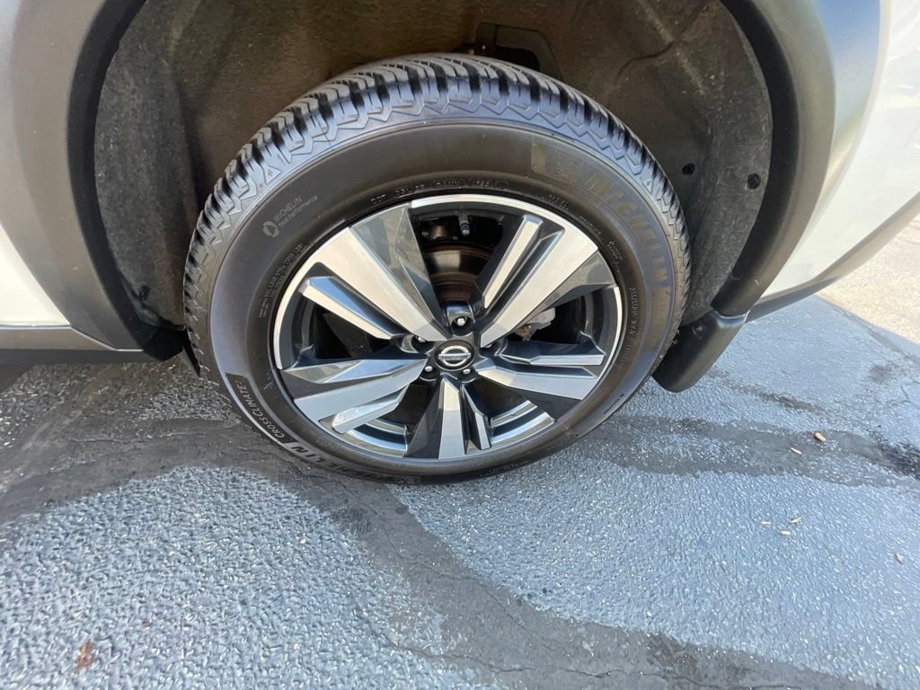 Certified 2021 Nissan Rogue SL w/ Premium Package AWD/4WD image 28