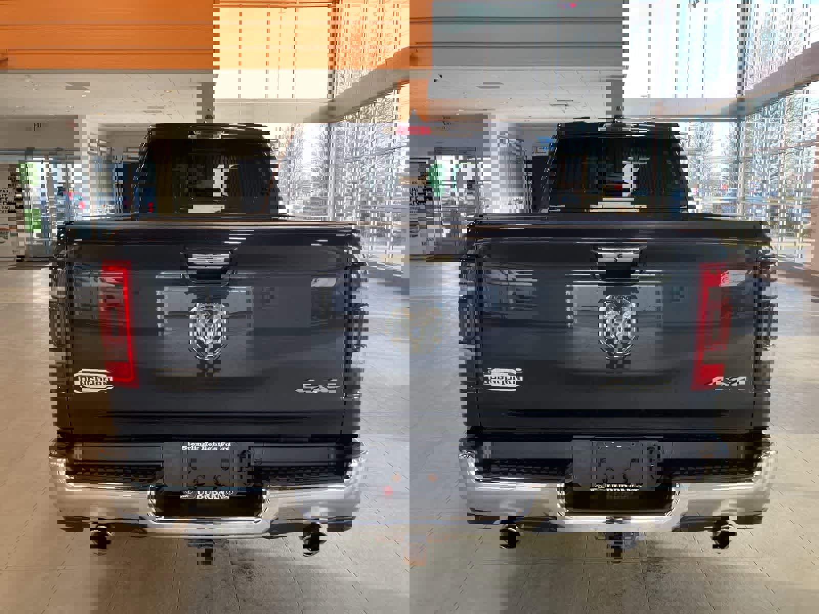 Used 2019 RAM 1500 Laramie Longhorn image 6