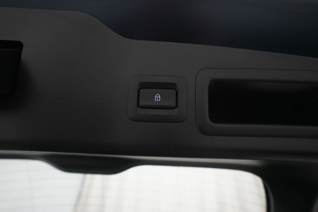 Used 2024 MAZDA MAZDA3 s image 15