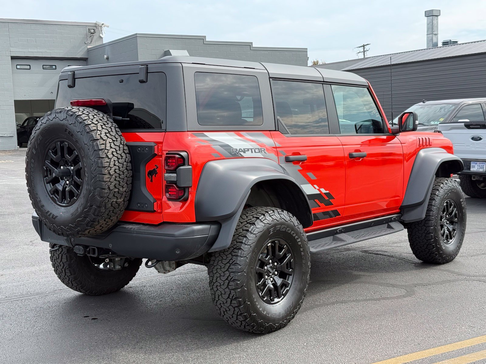 Used 2023 Ford Bronco Raptor AWD/4WD image 4