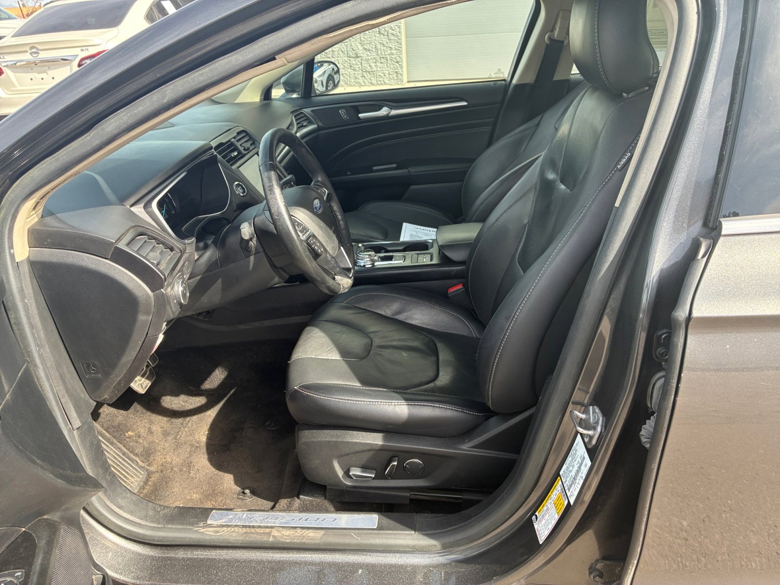 Used 2018 Ford Fusion Titanium image 12