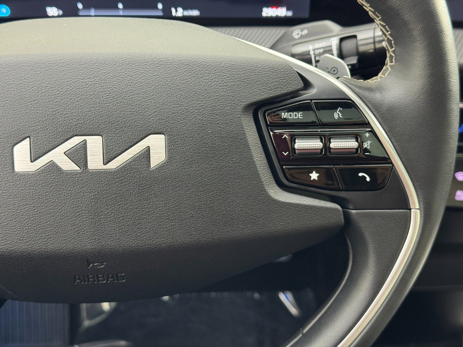 Used 2023 Kia EV6 GT-Line w/ GT-Line White Seat Package image 22