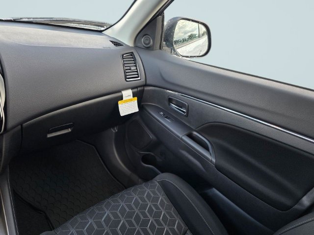 New 2027 Mitsubishi Outlander Sport ES AWD/4WD image 15