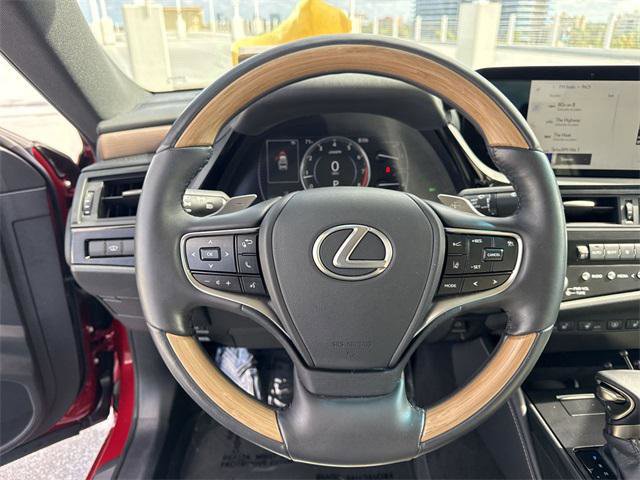 Certified 2024 Lexus ES 350 w/ Luxury Package image 14