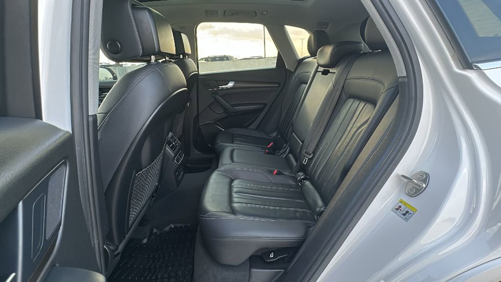Used 2022 Audi Q5 2.0T Premium image 33
