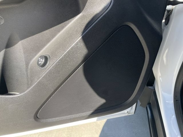 Used 2024 Chevrolet Equinox LT FWD image 23