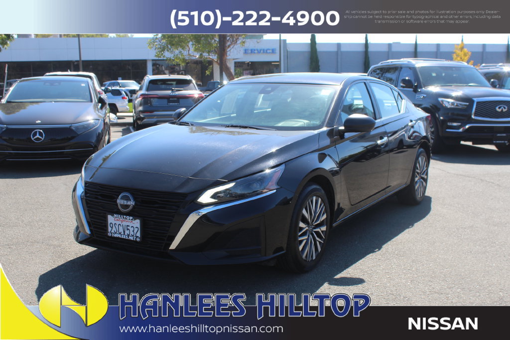 Certified 2025 Nissan Altima 2.5 SV AWD/4WD image 3