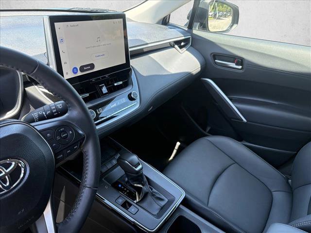 Certified 2026 Toyota Corolla Cross XLE FWD image 15