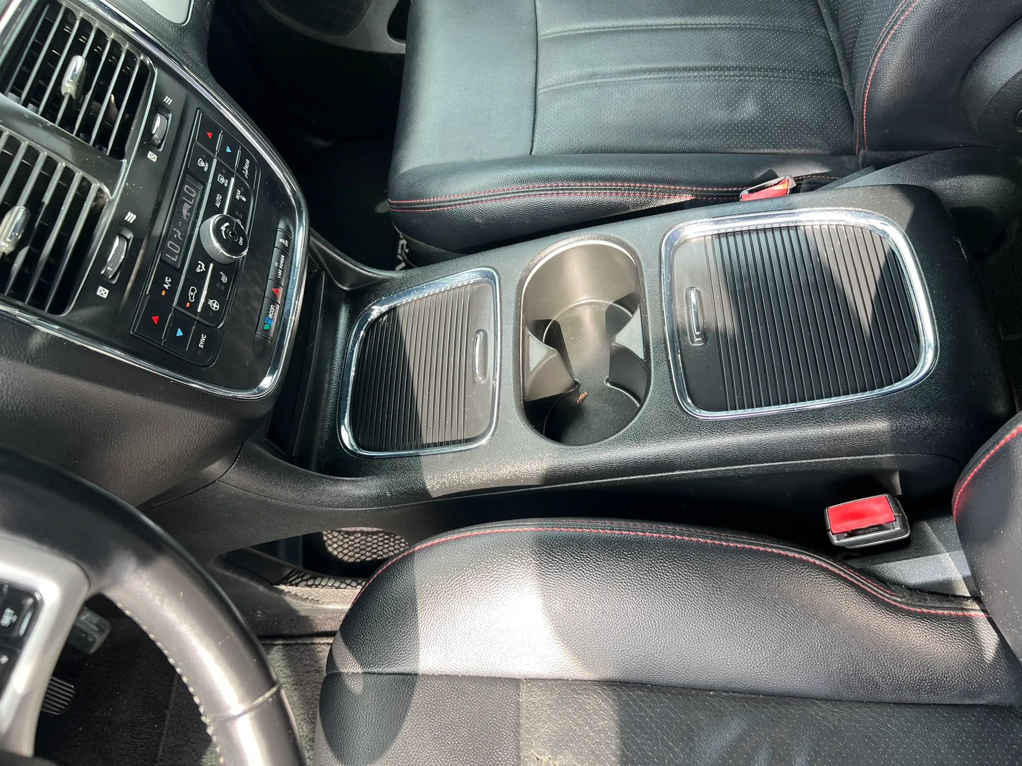 Used 2017 Dodge Grand Caravan GT FWD image 25