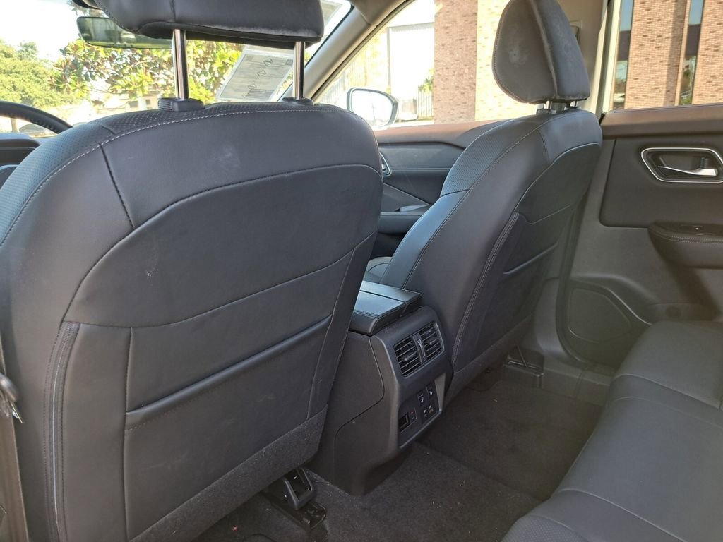 Used 2023 Nissan Rogue Platinum w/ Platinum Premium Package image 20