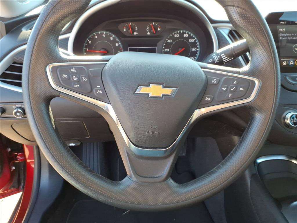 Used 2024 Chevrolet Malibu LT FWD image 17