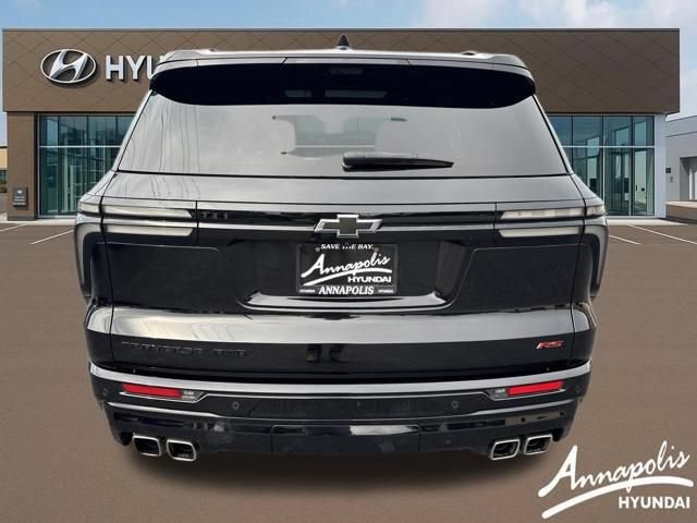 Used 2024 Chevrolet Traverse RS AWD/4WD image 4