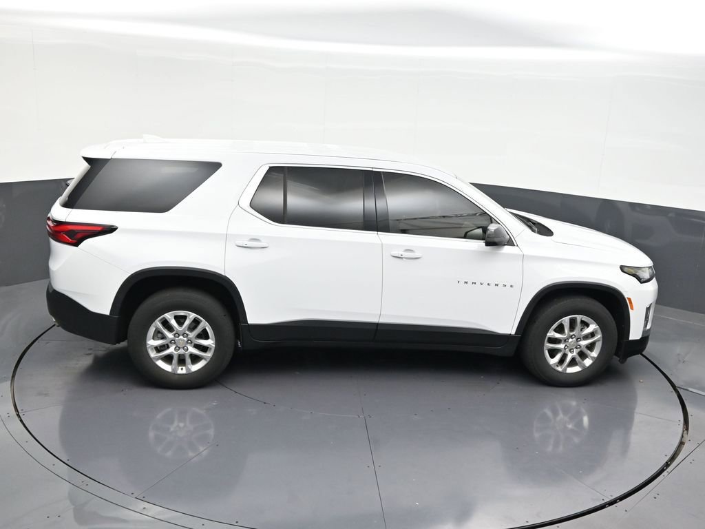 Used 2023 Chevrolet Traverse LS FWD image 21