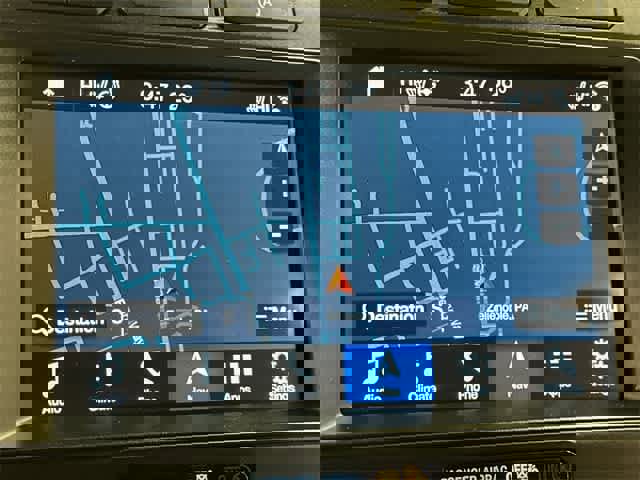 Used 2018 Ford Expedition XLT w/ Equipment Group 202A image 12