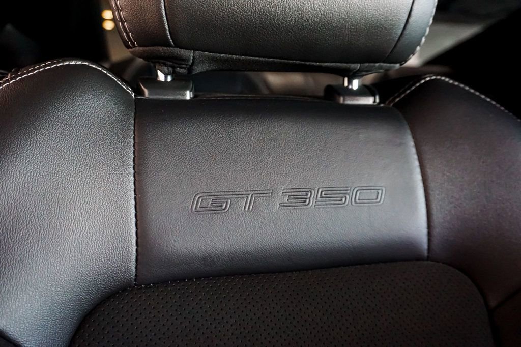 Used 2018 Ford Mustang Shelby GT350 w/ Convenience Package image 82