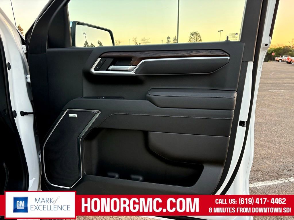 Used 2026 GMC Sierra 1500 SLT w/ SLT Premium Package image 26