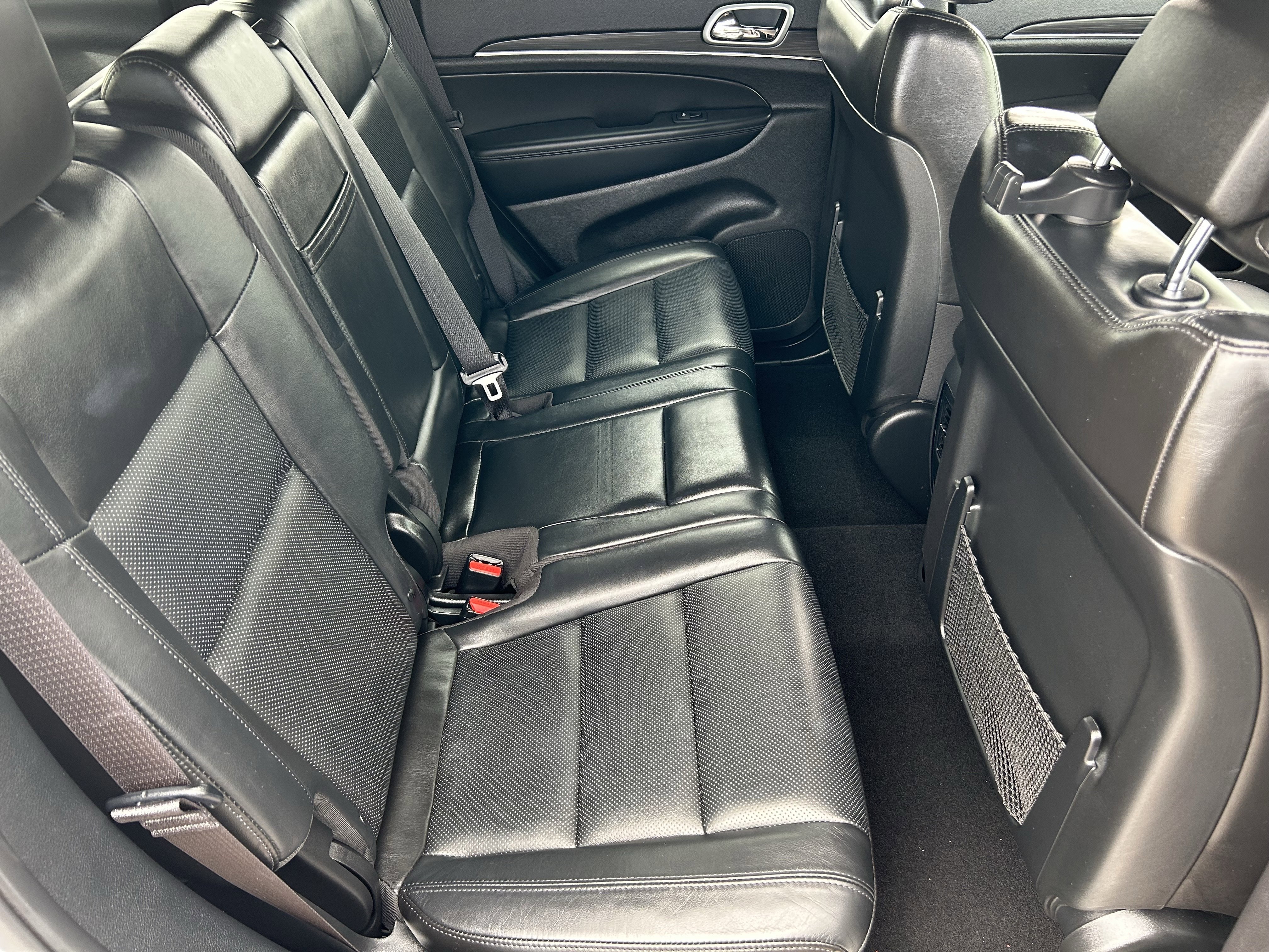 Used 2020 Jeep Grand Cherokee Limited w/ Luxury Group II image 12