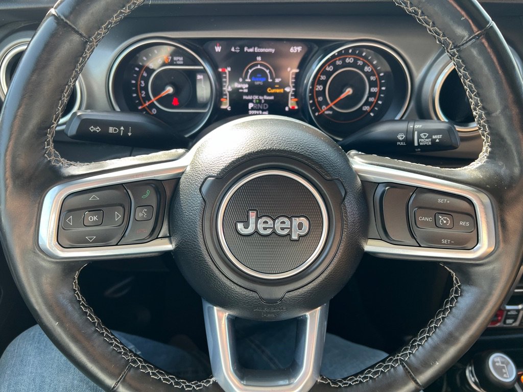 Used 2023 Jeep Gladiator Rubicon w/ Cold Weather Group AWD/4WD image 24