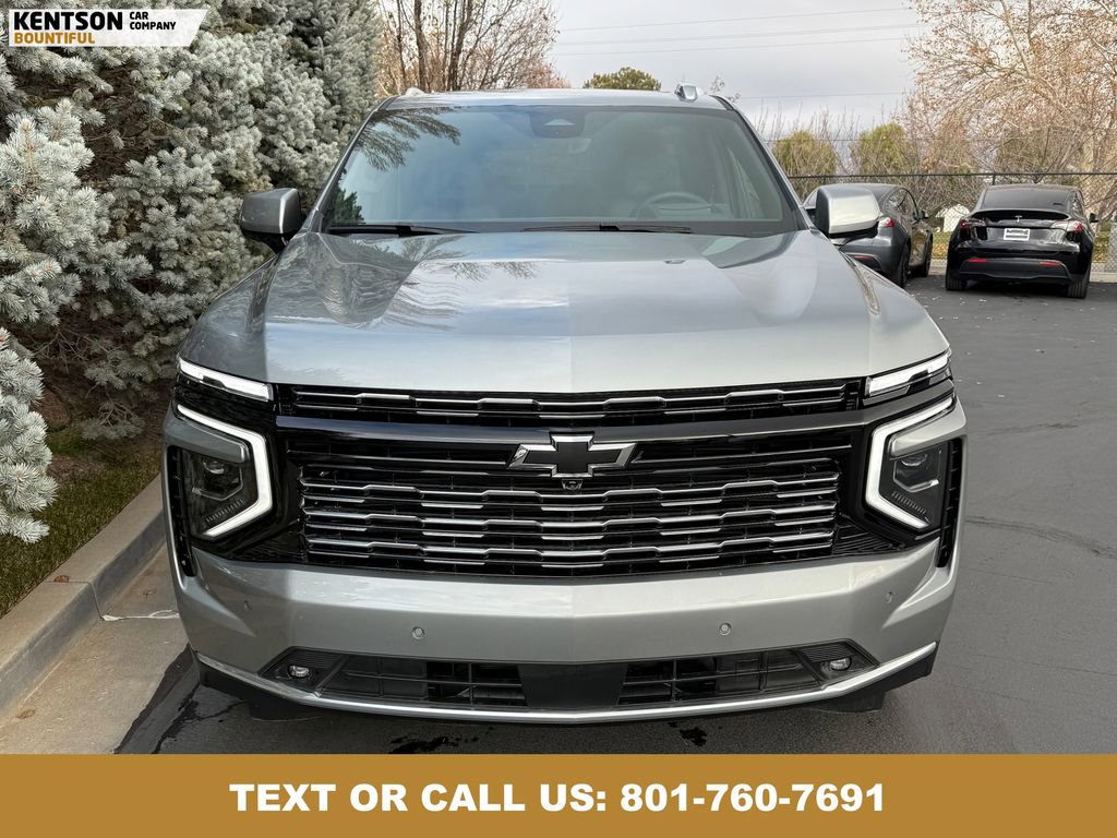 Used 2025 Chevrolet Tahoe High Country image 2