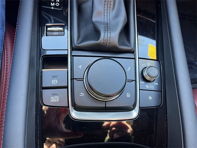 Certified 2025 MAZDA MAZDA3 Carbon w/ Appearance Package image 20