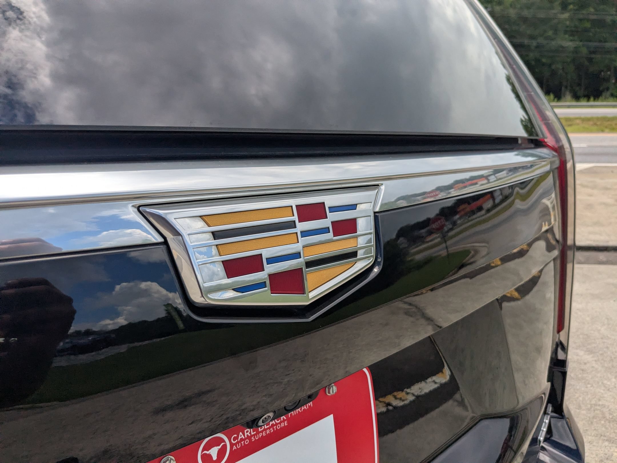 Used 2022 Cadillac Escalade Premium Luxury Platinum w/ Heavy-Duty Trailer Package AWD/4WD image 33