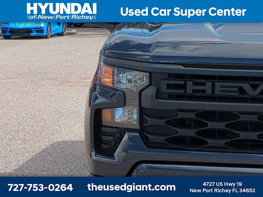 Used 2022 Chevrolet Silverado 1500 Custom AWD/4WD image 9