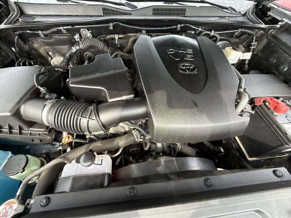 Used 2020 Toyota Tacoma SR5 image 26