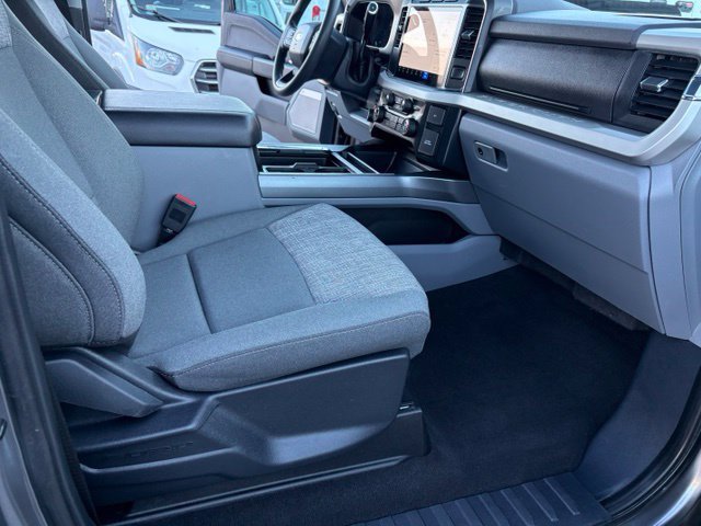 Used 2023 Ford F250 XLT w/ XLT Premium Package AWD/4WD image 51
