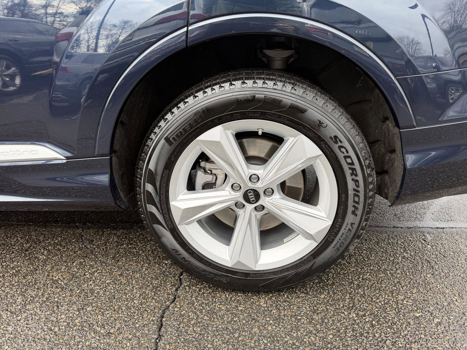 Used 2025 Audi Q7 3.0T Premium image 8