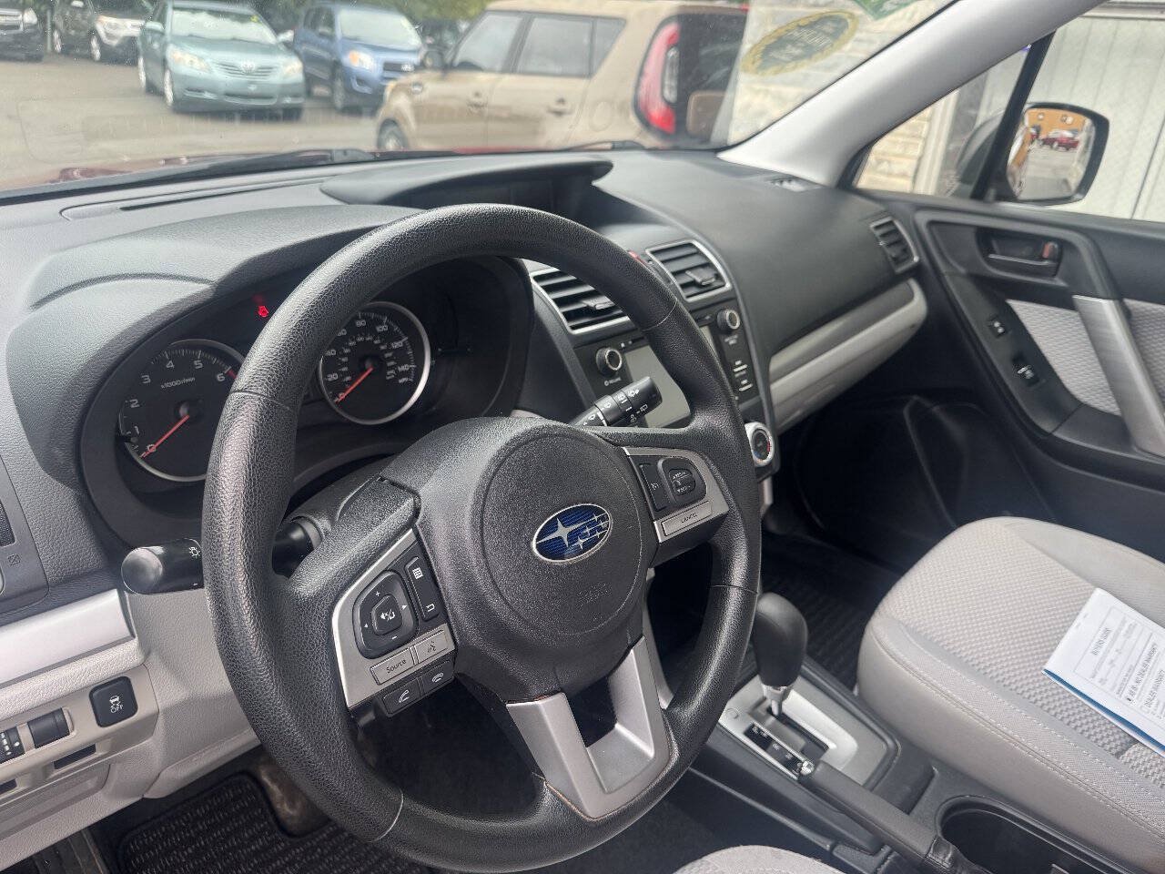 Used 2018 Subaru Forester 2.5i w/ Alloy Wheel Package AWD/4WD image 11