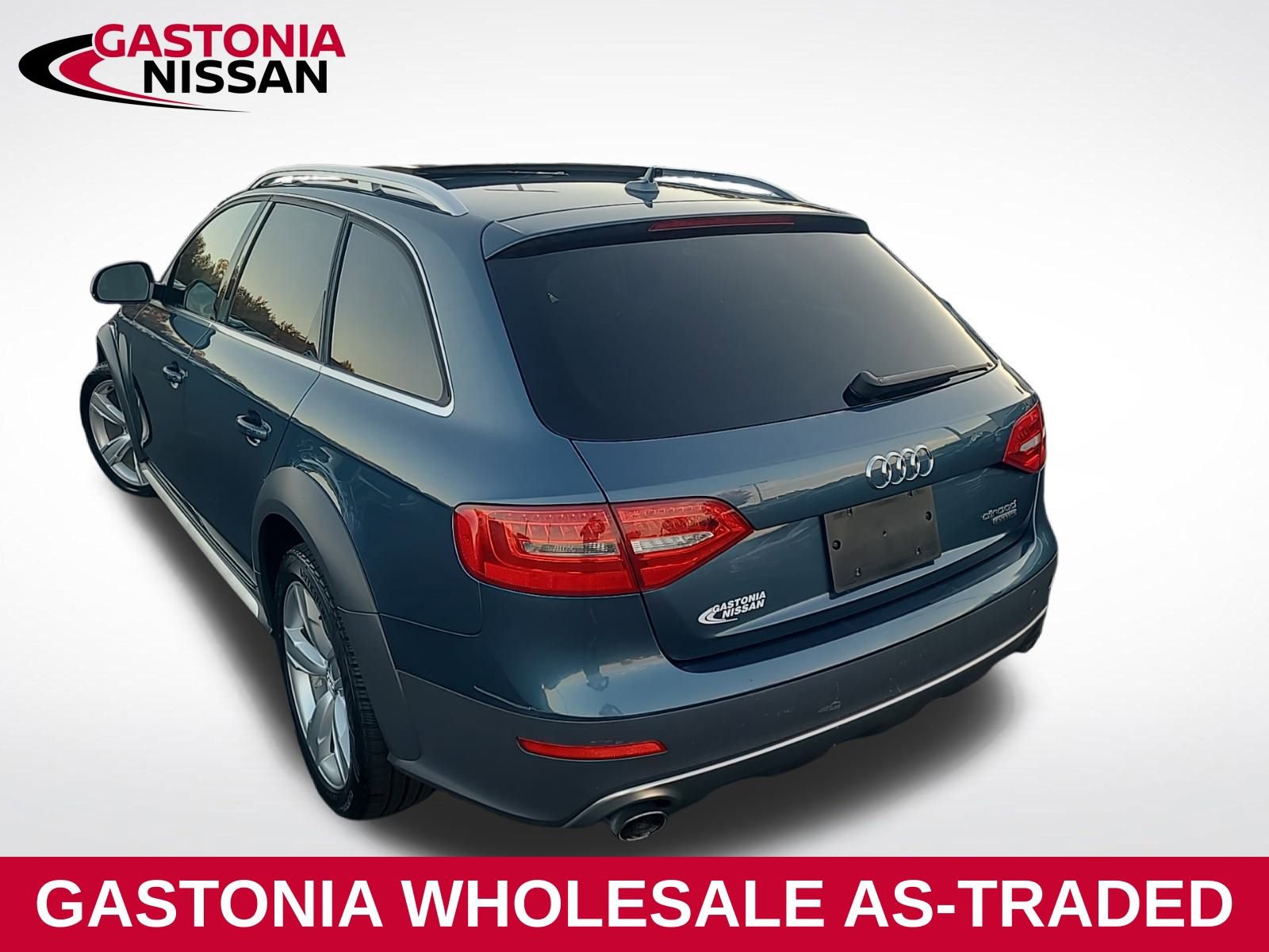 Used 2016 Audi A4 Premium image 10