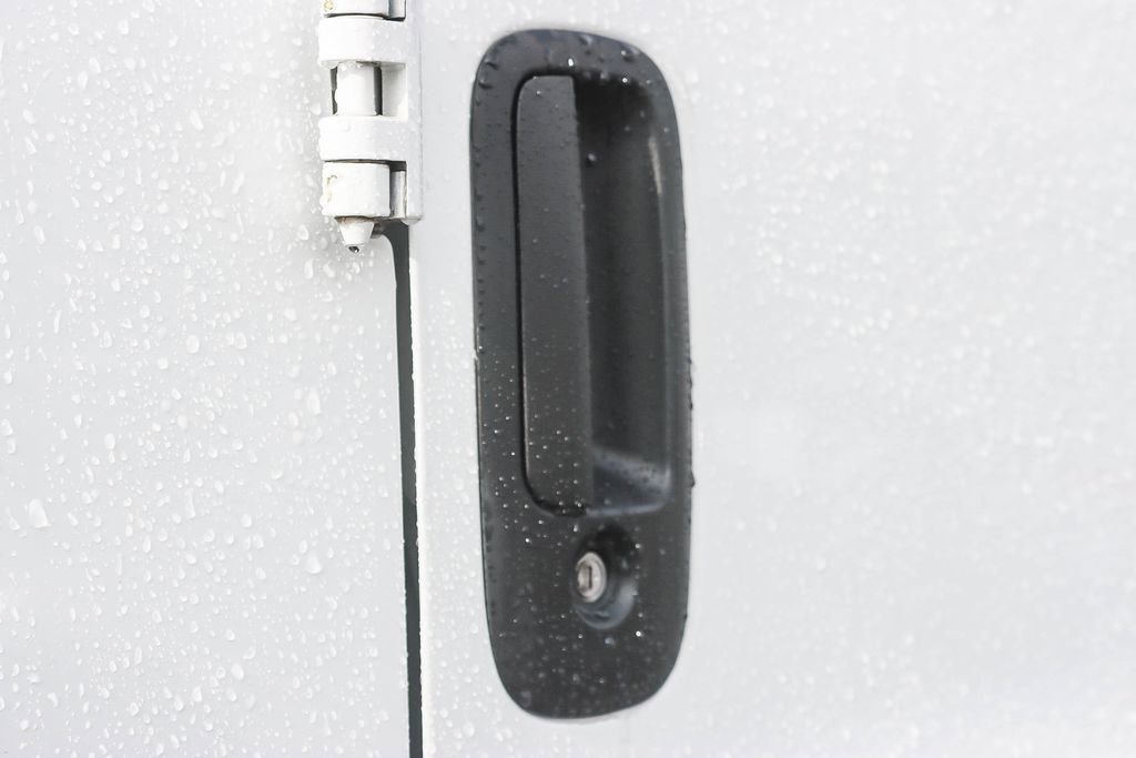 Used 2022 Chevrolet Express 3500 Work Van w/ Driver Convenience Package image 10