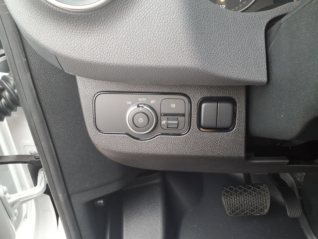 New 2026 Mercedes-Benz Sprinter 2500 image 16