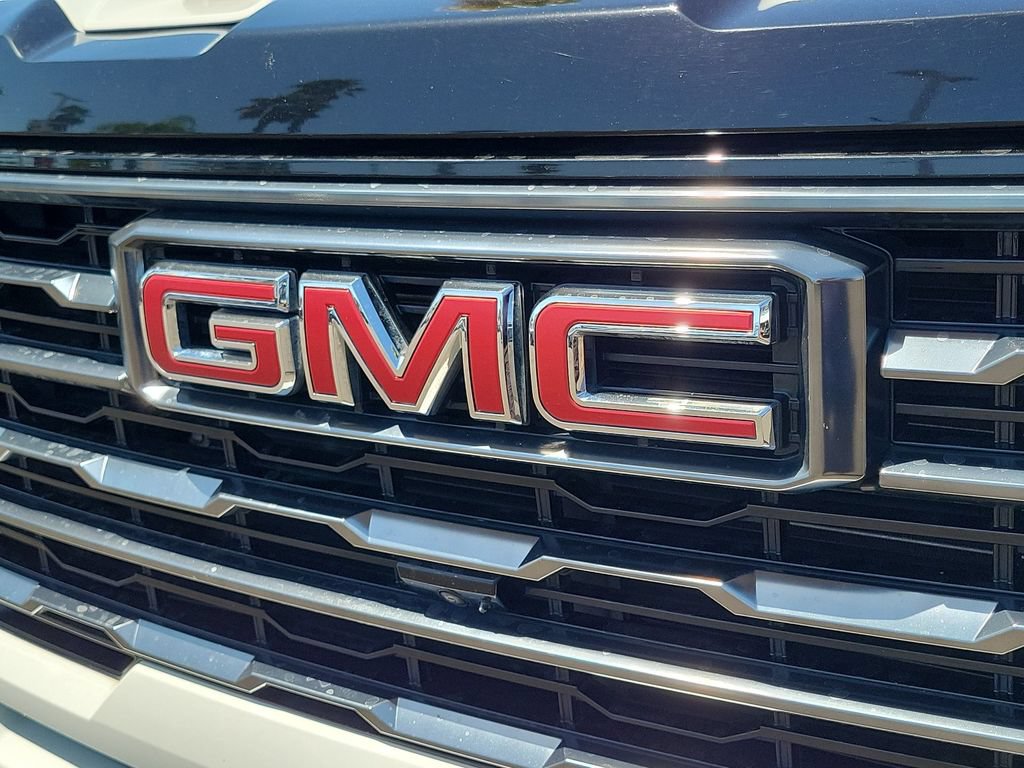 Used 2024 GMC Sierra 2500 AT4 w/ AT4 Preferred Package AWD/4WD image 30