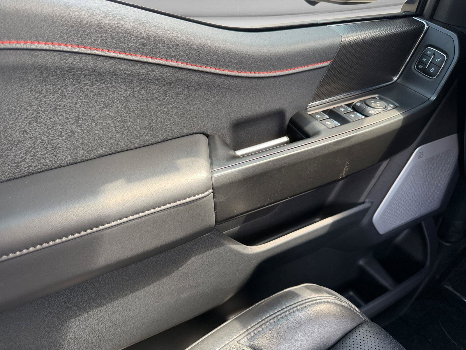 Used 2025 Ford F150 Raptor image 17