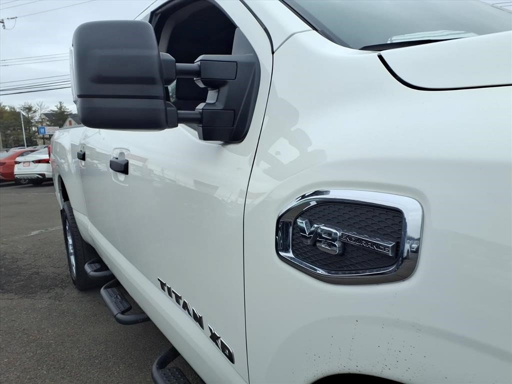 Certified 2024 Nissan Titan SV w/ SV Convenience Package AWD/4WD image 10