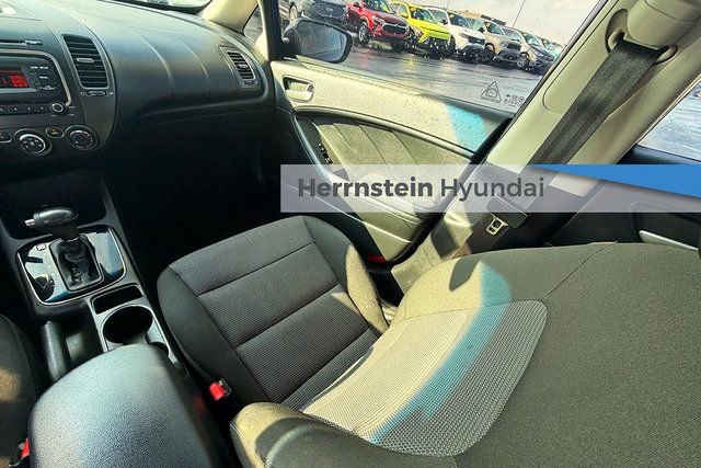 Used 2018 Kia Forte LX image 13