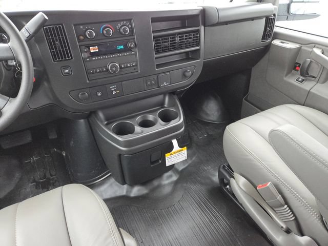 New 2026 GMC Savana 2500 w/ Driver Convenience Package RWD image 25