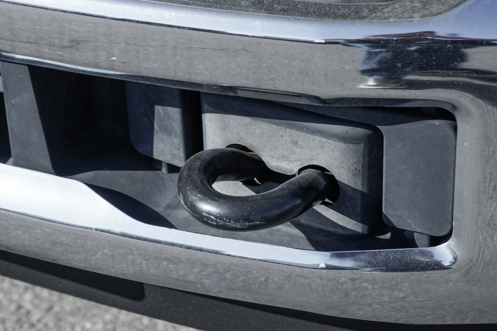 Used 2017 Ford F550 2WD Regular Cab Super Duty image 46