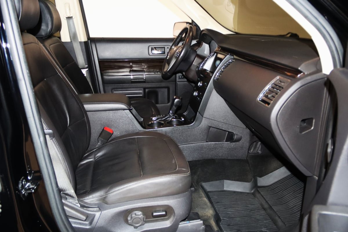 Used 2018 Ford Flex SEL w/ Equipment Group 202A FWD image 46