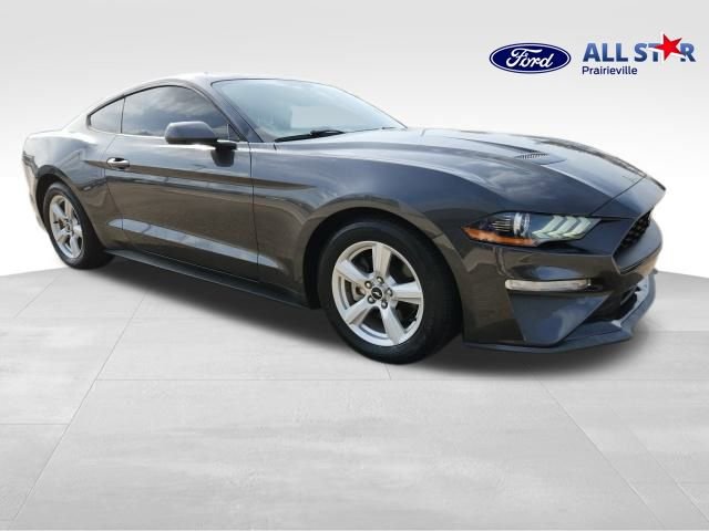 Used 2019 Ford Mustang Coupe image 1