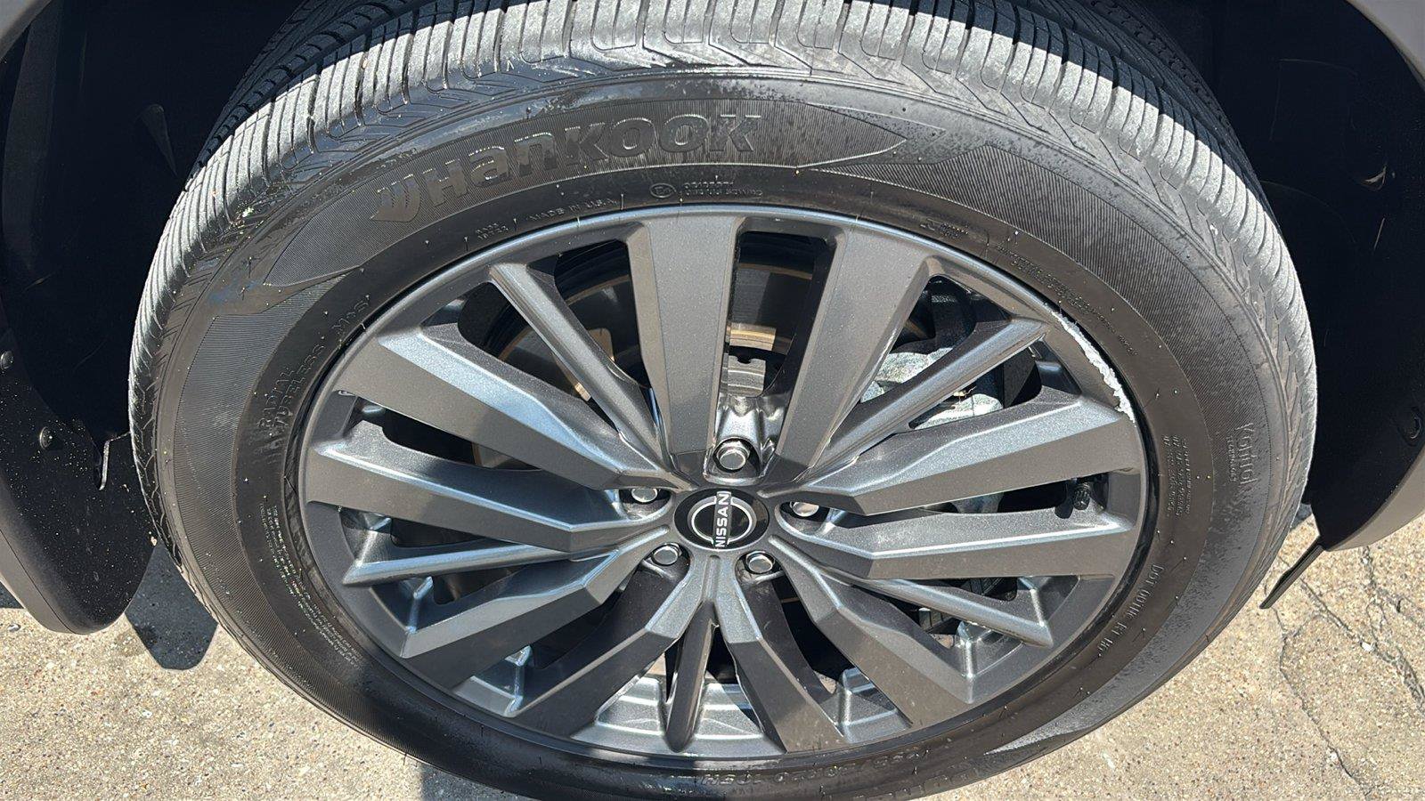 Used 2025 Nissan Pathfinder SL w/ SL Premium Package FWD image 10