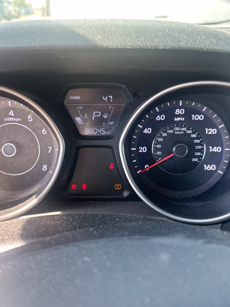 Used 2015 Hyundai Elantra SE w/ Option Group 02 FWD image 9