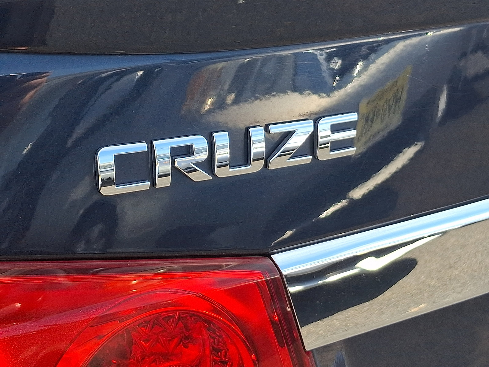 Used 2014 Chevrolet Cruze LTZ w/ Sun, Sound and Sport Package FWD image 30