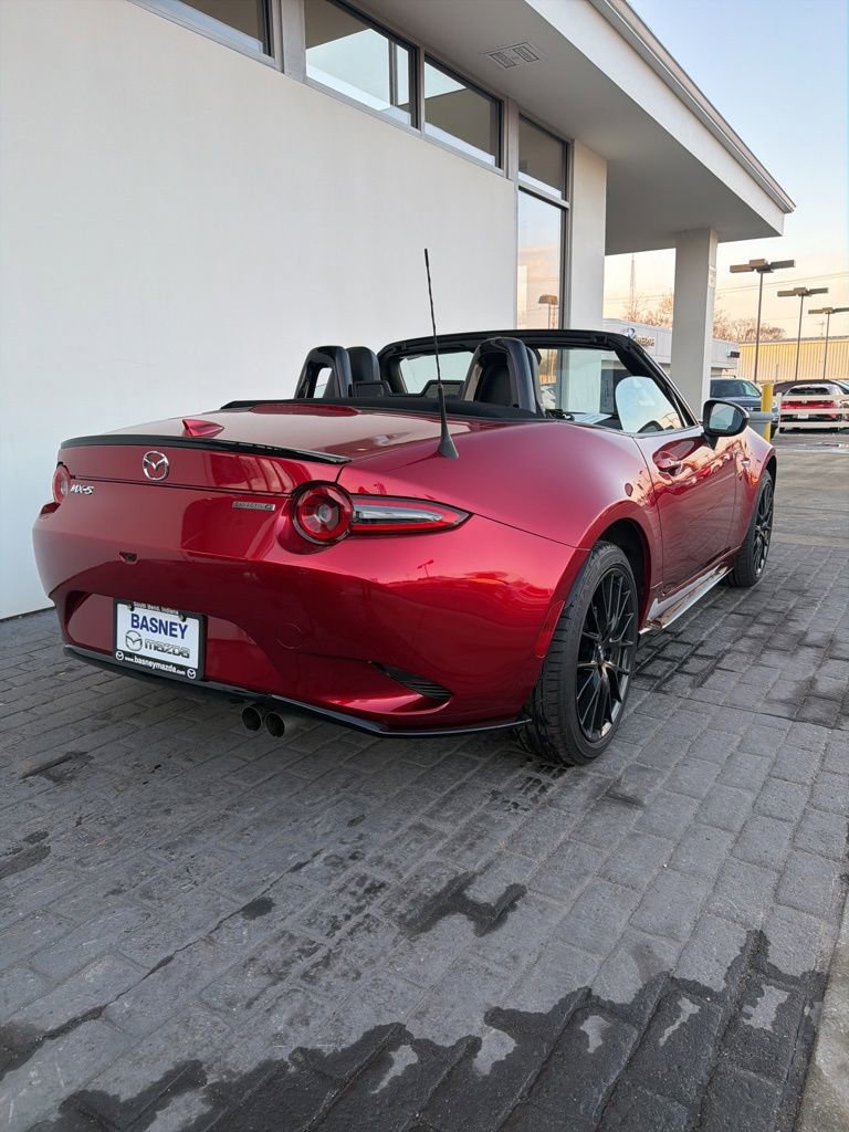 Certified 2024 MAZDA MX-5 Miata Club w/ Brembo/BBS Recaro Package image 16