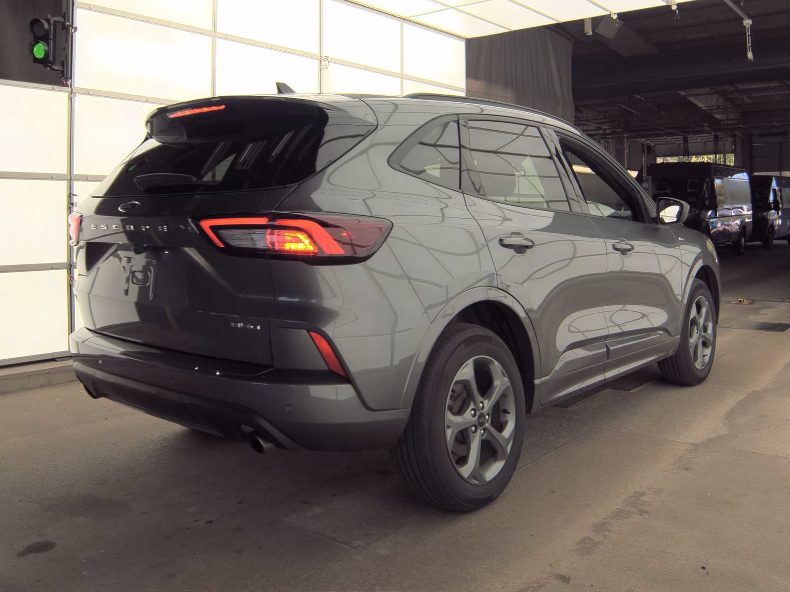 Used 2024 Ford Escape ST-Line w/ Tech Pack #1 AWD/4WD image 19