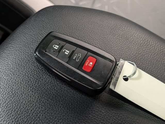 Used 2022 Toyota RAV4 XLE w/ Convenience Package AWD/4WD image 25