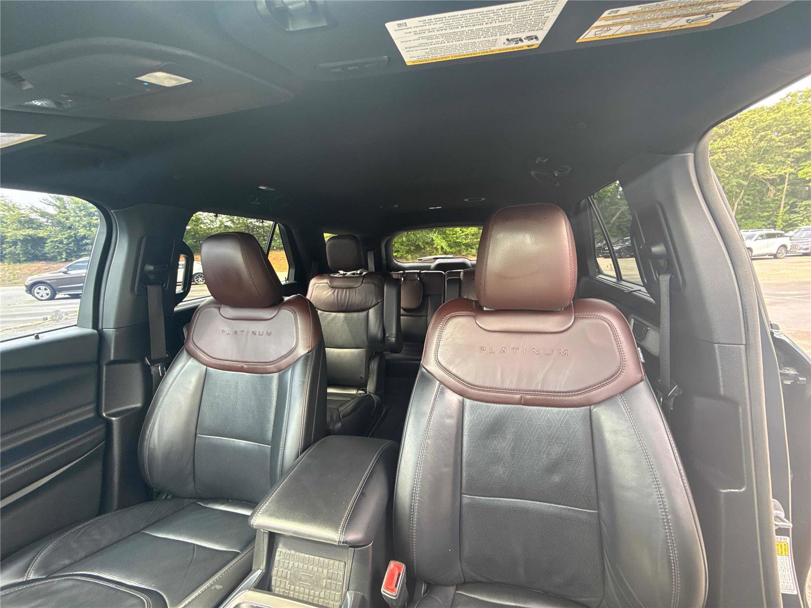 Used 2022 Ford Explorer Platinum w/ Technology Package AWD/4WD image 25