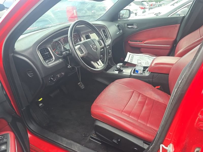 Used 2014 Dodge Charger SXT Plus RWD image 11