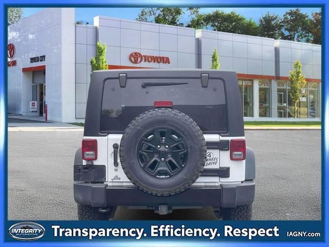 Used 2017 Jeep Wrangler Sport AWD/4WD image 7
